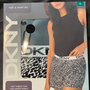 DKNY Black and White High Waist Women's Shorts and Tank Set
